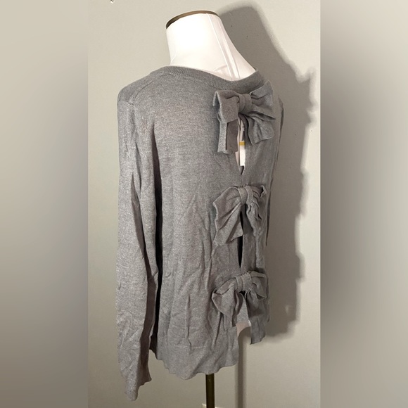 Cupio Sweaters - Cupio heather grey bow detail sweater